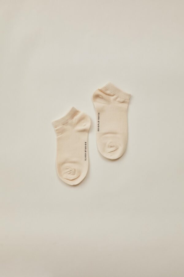 Mid Ankle Socks (N°.03) in Neutral - Image 3