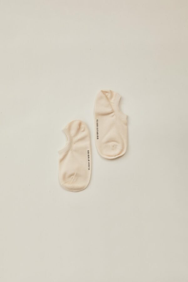 Low Ankle Socks (N°.02) in Neutral - Image 3