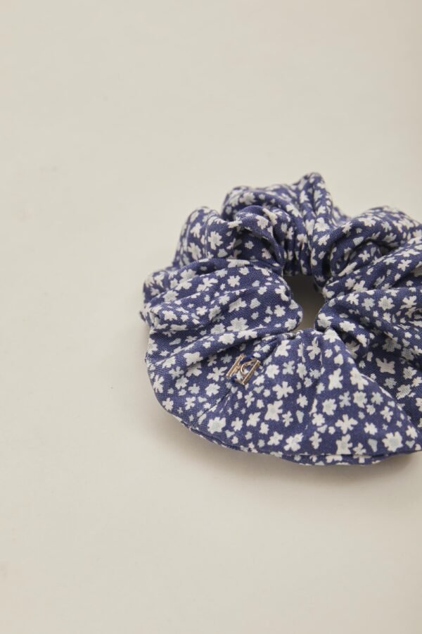 Cotton Scrunchie in Moonlight Bloom - Image 4