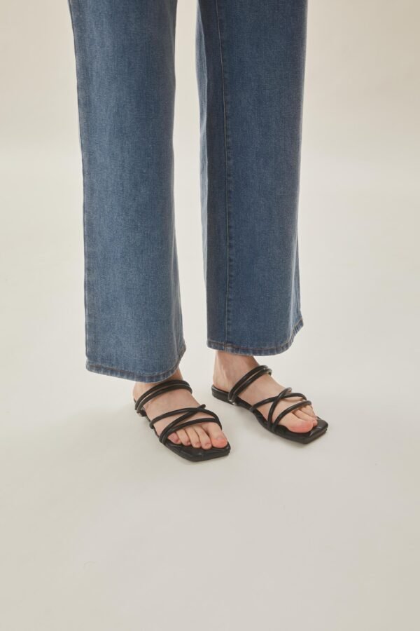 Lea Cross Sandals in Black - Image 3