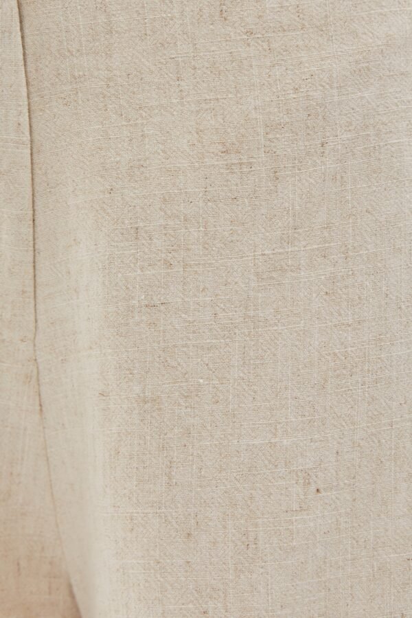 Linen Shorts in Oatmeal - Image 6