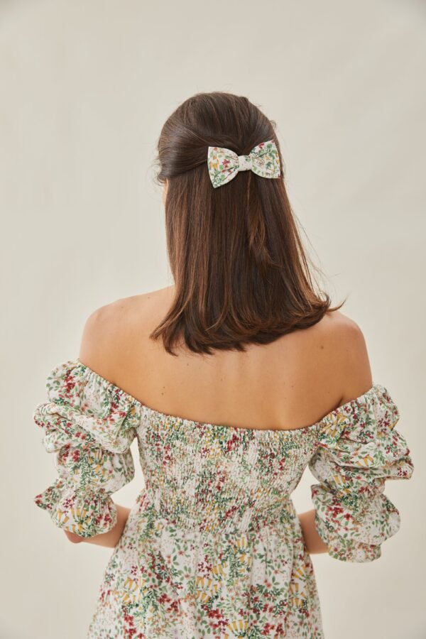 Bow Clip in Botany - Image 6
