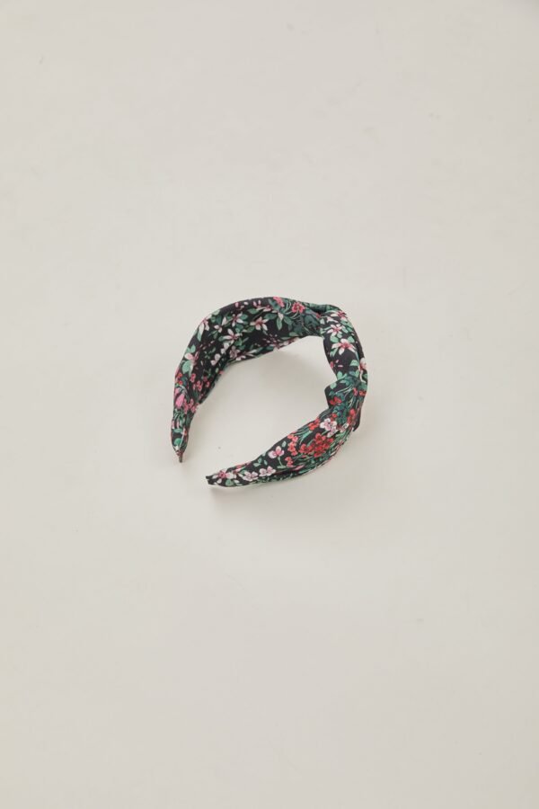 Knotted Headband in Wild - Image 3