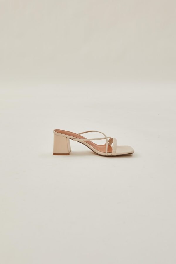 Lais Heels in Ivory